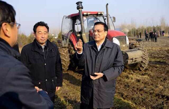 李克強鼓勵黑龍江兩大平原趟出農業現代化改革新路