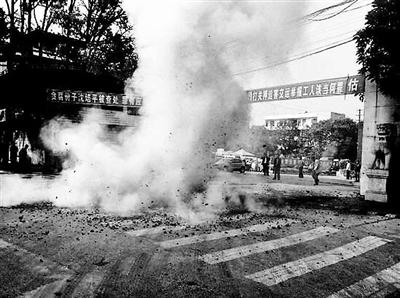 云南落馬副省長(zhǎng)曾被舉報(bào)用公款購(gòu)買家族茶葉(圖)