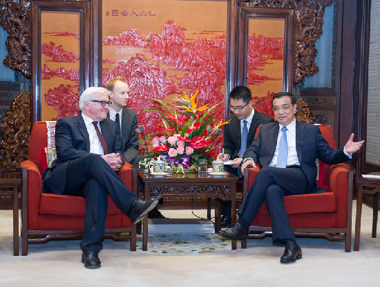 李克強(qiáng)在中南海紫光閣會(huì)見(jiàn)德國(guó)外長(zhǎng)施泰因邁爾