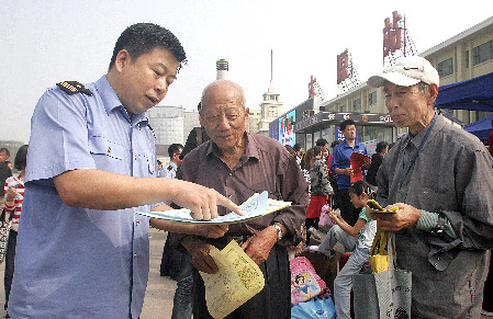 新圖實(shí)施首日 太原站加強(qiáng)宣傳與引導(dǎo)方便旅客購票出行