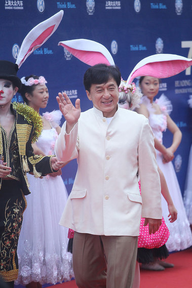 眾星出席華鼎獎紅毯 趙本山首次攜15歲女兒走紅毯