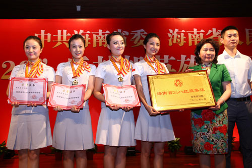 海航獎勵新疆反劫機機組成員每人一套房產一輛奧迪