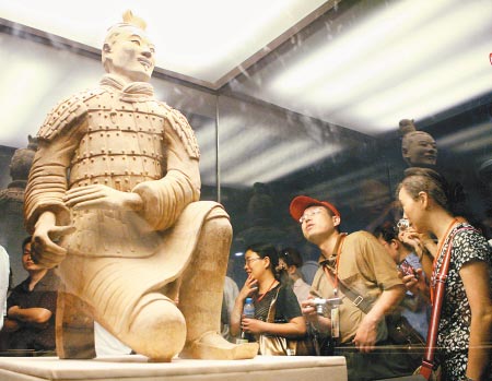 秦俑1號坑3次發(fā)掘獲進(jìn)展 彩繪秦俑膚色各不同