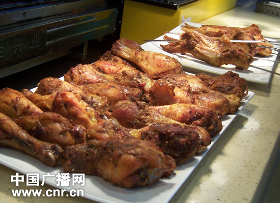 冬天玩樂(lè)不怕冷到張家口冰雪世界HIGH一下