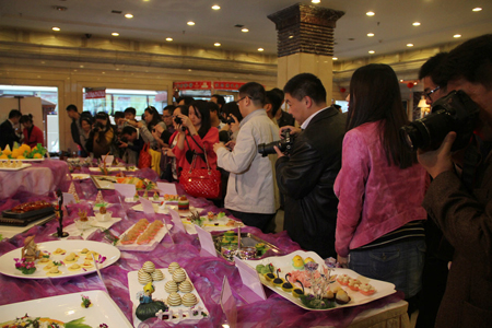 走進西安飯莊 感受“精巧華麗”的三秦美食