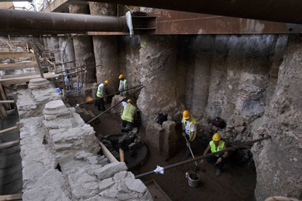 希臘發(fā)掘出近2000年前古羅馬時代公路(圖)