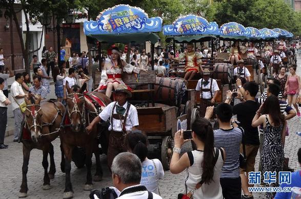 高清大圖：哈爾濱國際啤酒節開幕