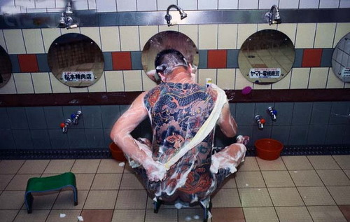 揭秘日本神秘的“黑”時(shí)尚 回顧紋身刺青歷史