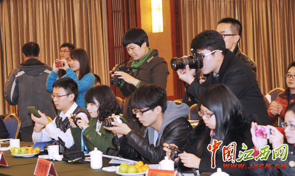 網(wǎng)媒江西行全南：全力打造贛南蘇區(qū)振興發(fā)展前沿陣地