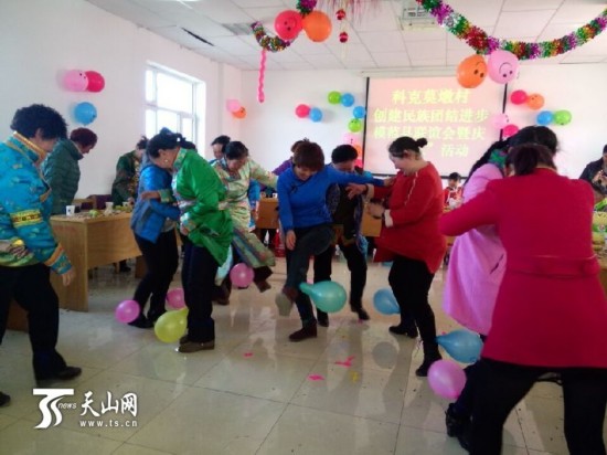 新疆和布克賽爾縣：村里熱熱鬧鬧的“婦女節(jié)”