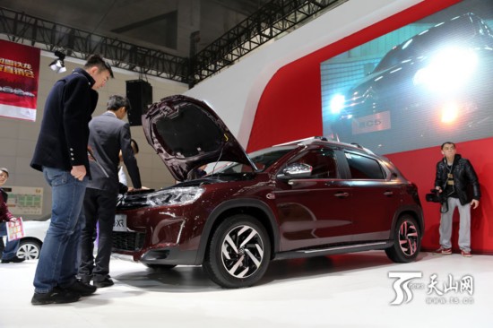 2015新疆3·15國際車展開幕（組圖）