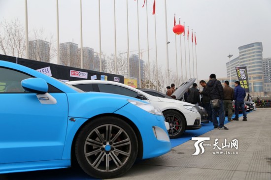 2015新疆3·15國際車展開幕（組圖）