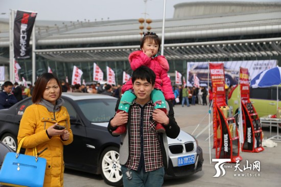 2015新疆3·15國際車展開幕（組圖）