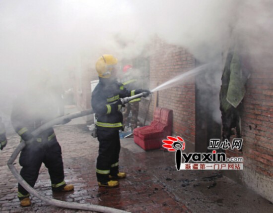 新疆瑪納斯縣一男子與妻爭吵點火燒房子