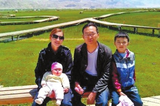 帕米爾高原的警察伉儷