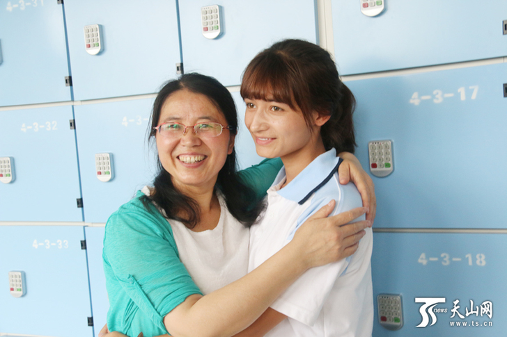 北京教師李玲：愿意一輩子教新疆孩子