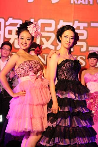 多彩假期：大學生參與暑期實踐體驗社會