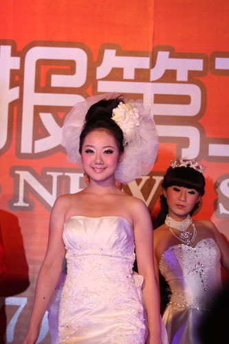 多彩假期：大學生參與暑期實踐體驗社會