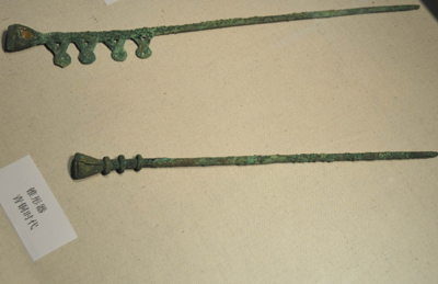 考古挖掘出不明銅錐形器