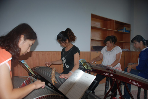 青河縣：免費培訓班古箏受歡迎