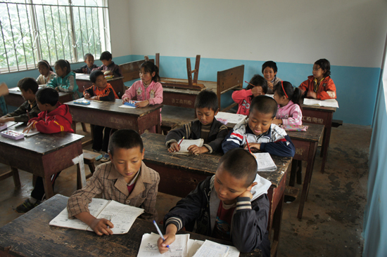 石大學子圓滿完成赴小涼山愛心支教活動