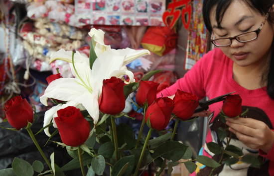 新疆克拉瑪依：別樣花束熱銷情人節