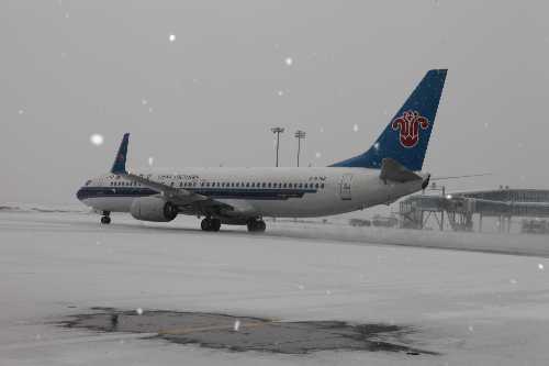 霧雪頻擾邊城 南航新疆全力打好春運(yùn)收官戰(zhàn)
