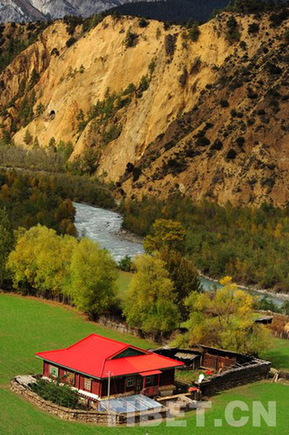 西藏林芝主打旅游生態牌 將成經濟發展主導產業
