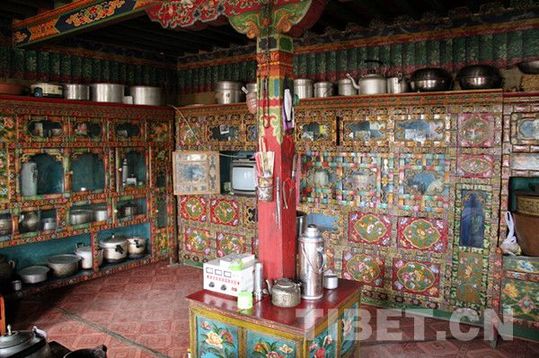 多布杰:38年行走在世界屋脊的農村電影放映員