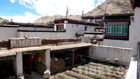 多布杰:38年行走在世界屋脊的農(nóng)村電影放映員