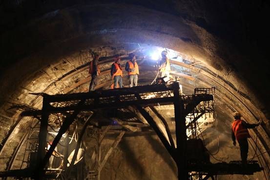 交通運輸部部長楊傳堂談西藏交通規劃