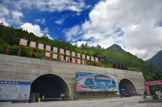 交通運輸部部長楊傳堂談西藏交通規劃