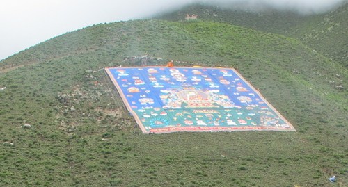 西藏墨竹工卡巨型唐卡創世界紀錄