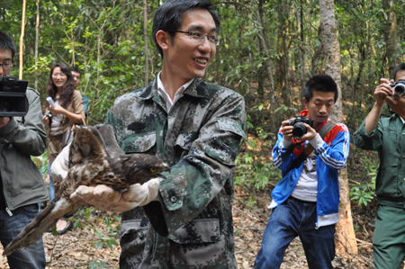 云南普洱：183只野生動物重回自然