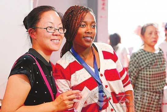 中國-南亞商務(wù)論壇：商界精英暢敘合作春天