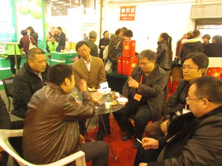 云南高原特色果品 深受杭州各界青睞