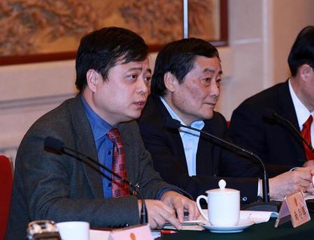 宗慶后等7位來自浙江的代表接受記者集體采訪