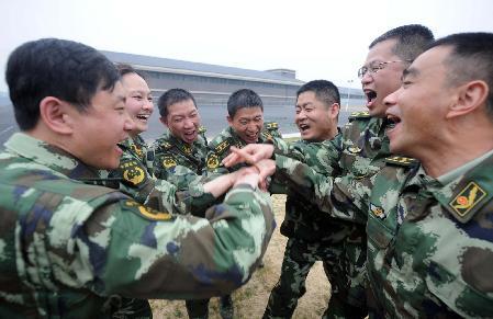 浙江邊防百名師團級干部“當新兵”