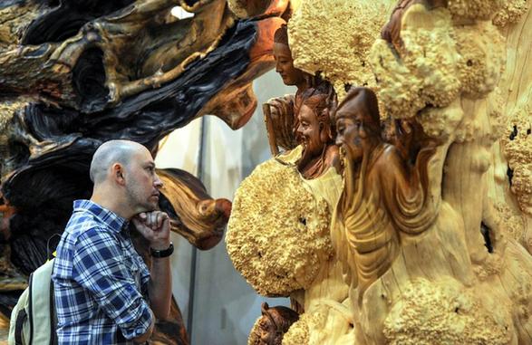 杭州：工藝美術(shù)精品薈萃