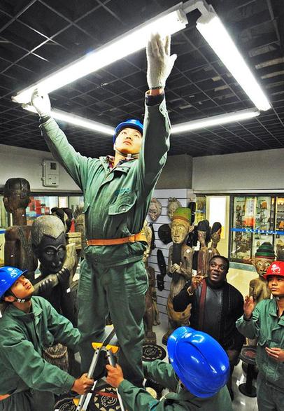 義烏“撥浪鼓”電力青年志愿服務在行動