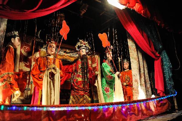 傳統木偶戲進山鄉 傳統文化迎新春