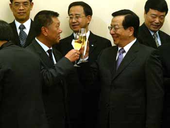 Mainland/Macao CEPA signed