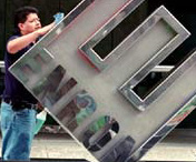 Enron bosses agree $168m payout 