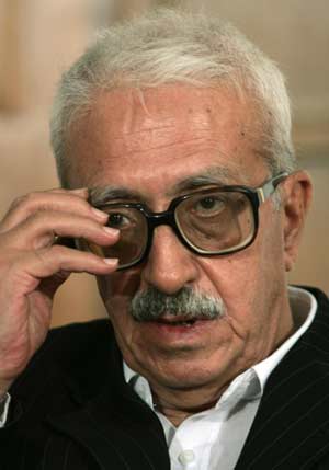 Saddam and his aids in court