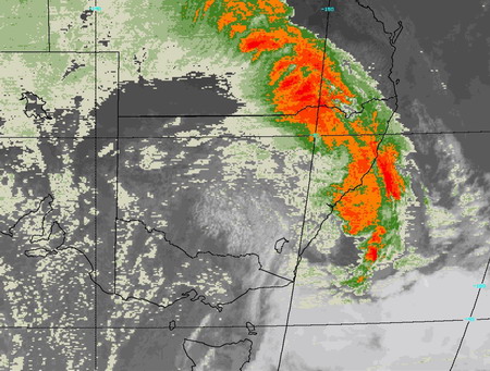 Dust storm whips Sydney; flight chaos