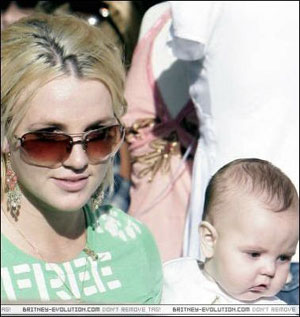 Britney back in unwanted spotlight