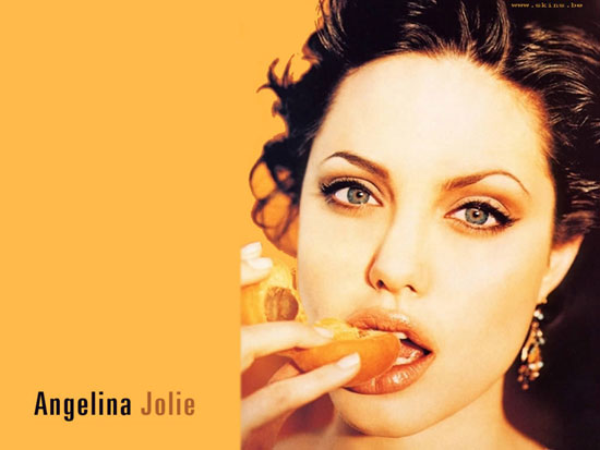 Hefner Wants Jolie for Playboy