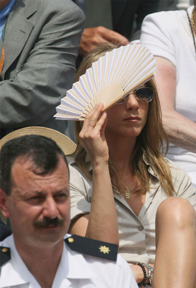 Aniston and Vince out in the open