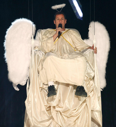 Lautner, Miley Cyrus win Kids' Choice Awards