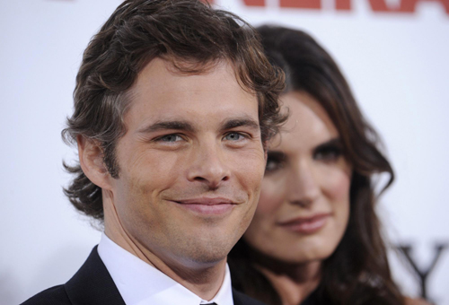 Cast members at premiere of film 